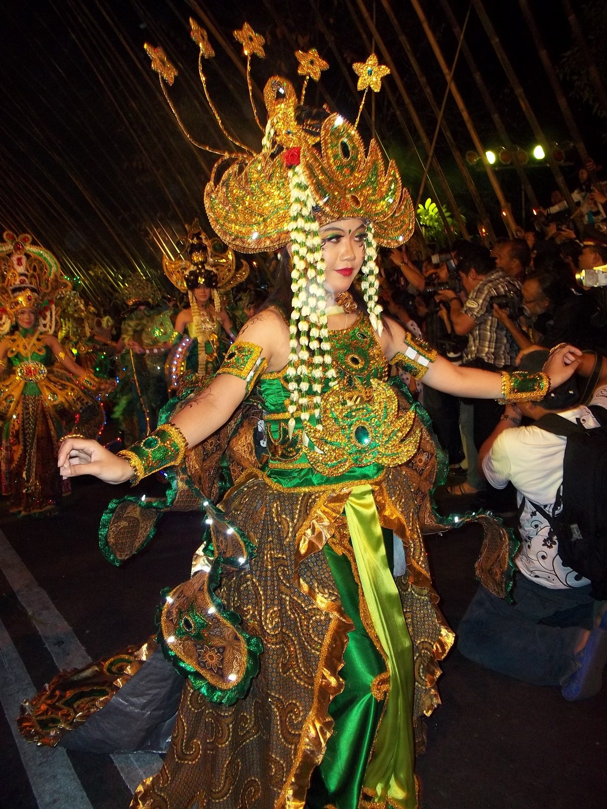 Kemeriahan Solo Batik Carnival 2011 Dimassuyatno